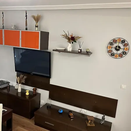 Apartamento Vistas Monte Naranco Con Parking 5euros Al Dia Oviedo