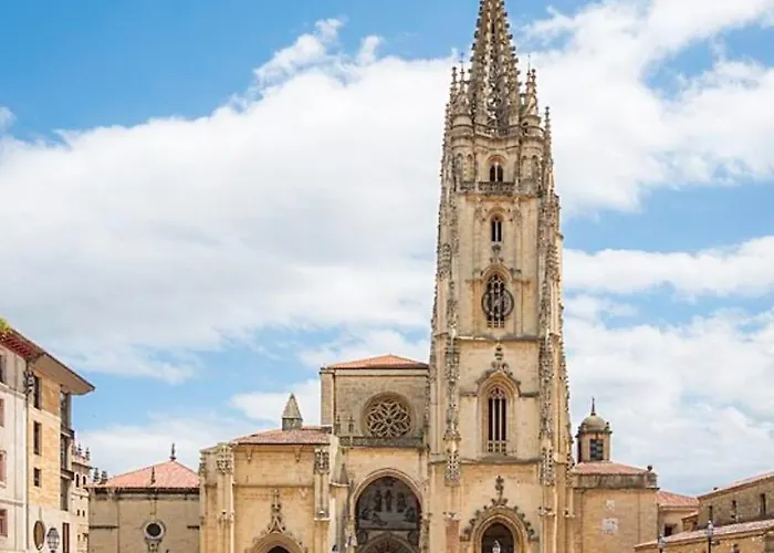 Apartment Vistas Monte Naranco Con Parking 5euros Al Dia Oviédo